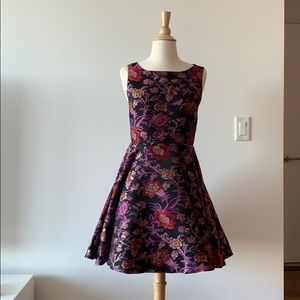Open-Back Floral Jacquard Alice + Olivia Dress